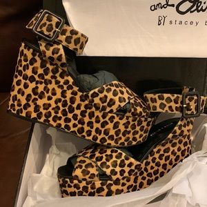 NWT tan/black leopard platform “Violet” EUR size 39.5